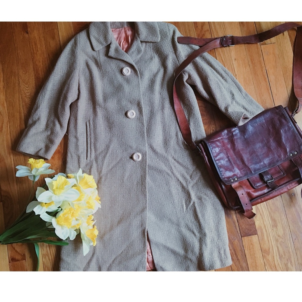 Vintage long camel retro L.C. Mae coat
